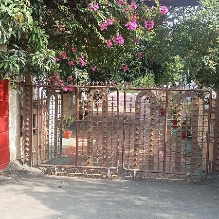 Giriraj Garden Resort Vagholi  Exteriör bild
